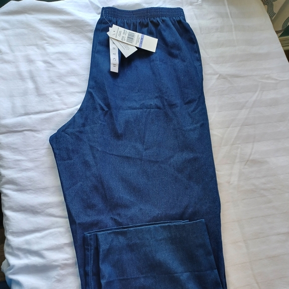 NWT Alfred Dunner Stretch Pull-On Pant Size 18 - Picture 7 of 10